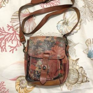 Patricia Nash floral Cross body purse